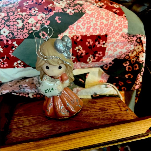 Precious Moments - 2014 - May Your Holiday Sparkle